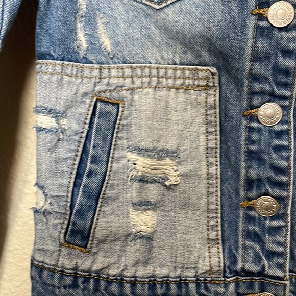 7 For All Mankind Kid’s Jacket. 14 1/2” Pit To Pit. 16” Shoulder To Hem. - Picture 6 of 12